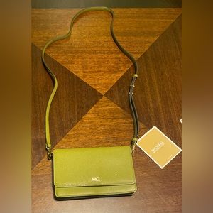 NWOT Micheal Kors oilve green wallet/crossbody